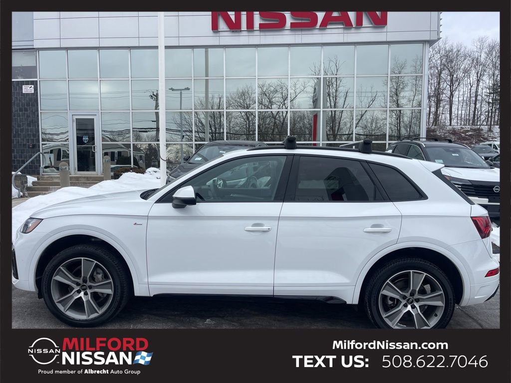 Used 2025 Audi Q5 2.0T Premium image 2