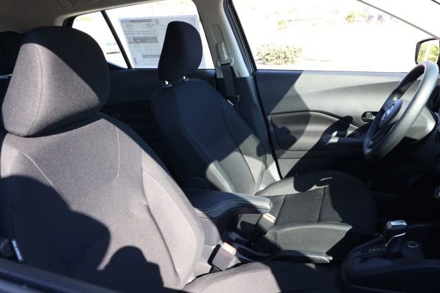New 2025 Nissan Kicks Play S image 21
