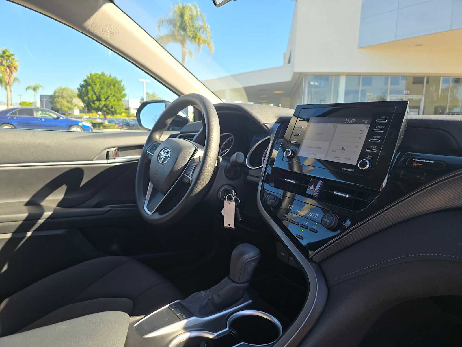 Used 2024 Toyota Camry LE image 10