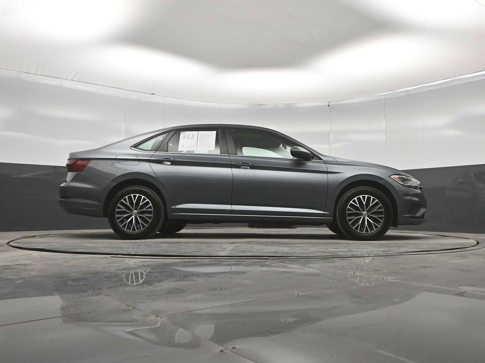 Used 2021 Volkswagen Jetta SE FWD image 41