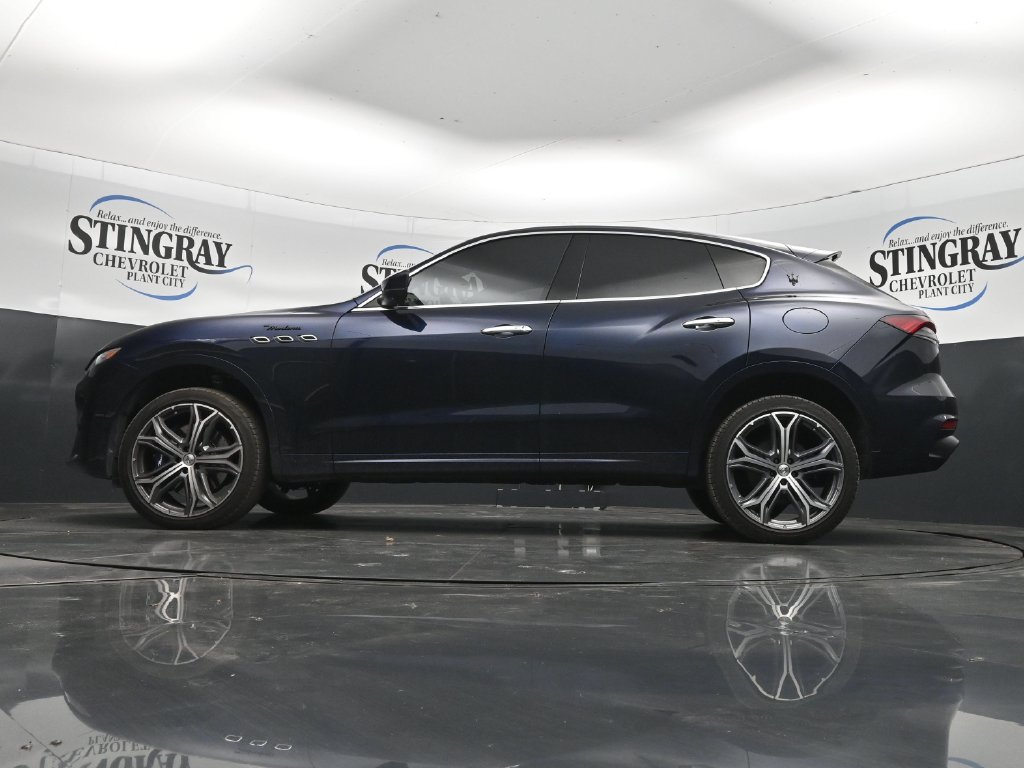 Used 2023 Maserati Levante Modena AWD/4WD image 29