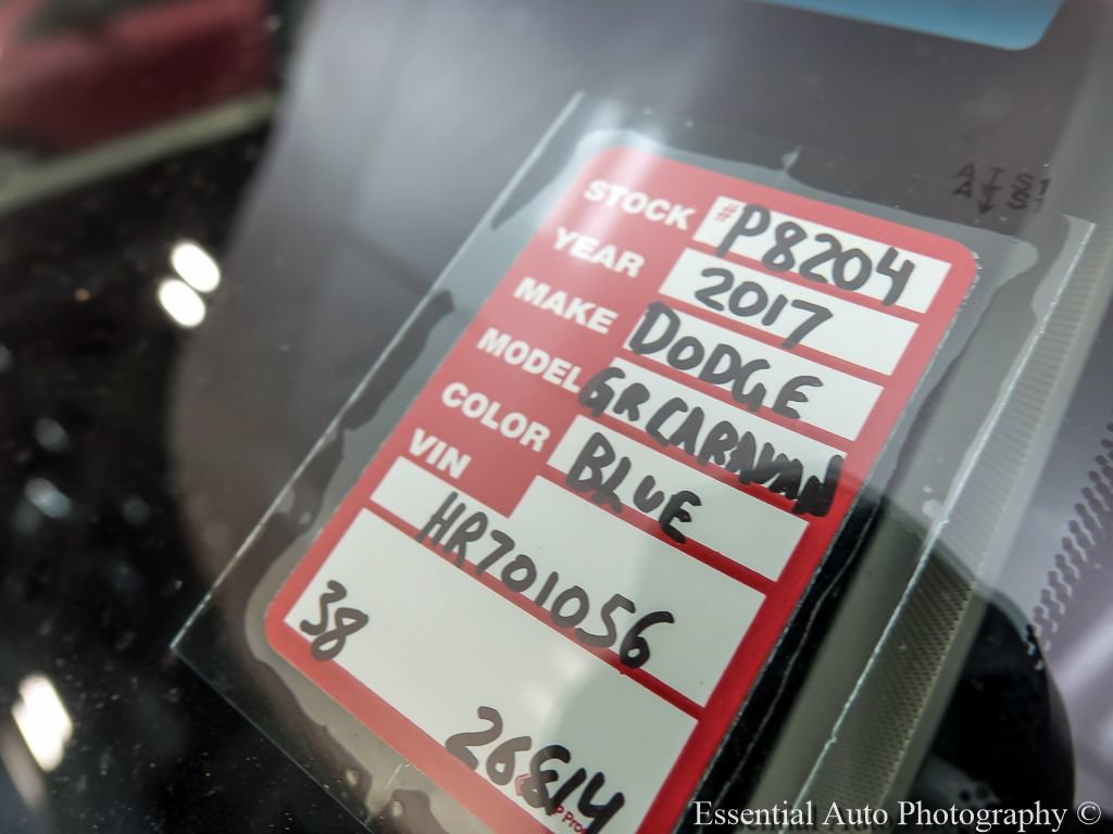 Used 2017 Dodge Grand Caravan SE FWD image 23