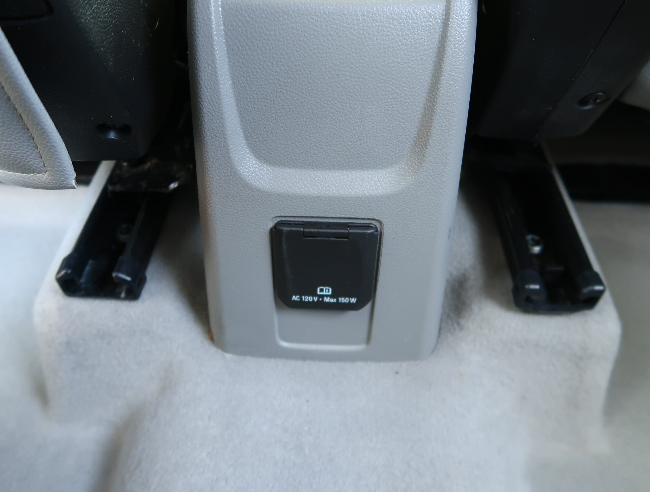 Used 2015 Buick Encore Convenience FWD image 27