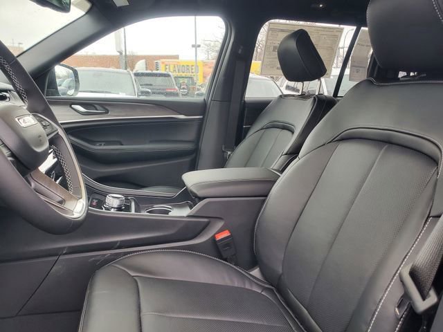 New 2026 Jeep Grand Cherokee Limited image 10