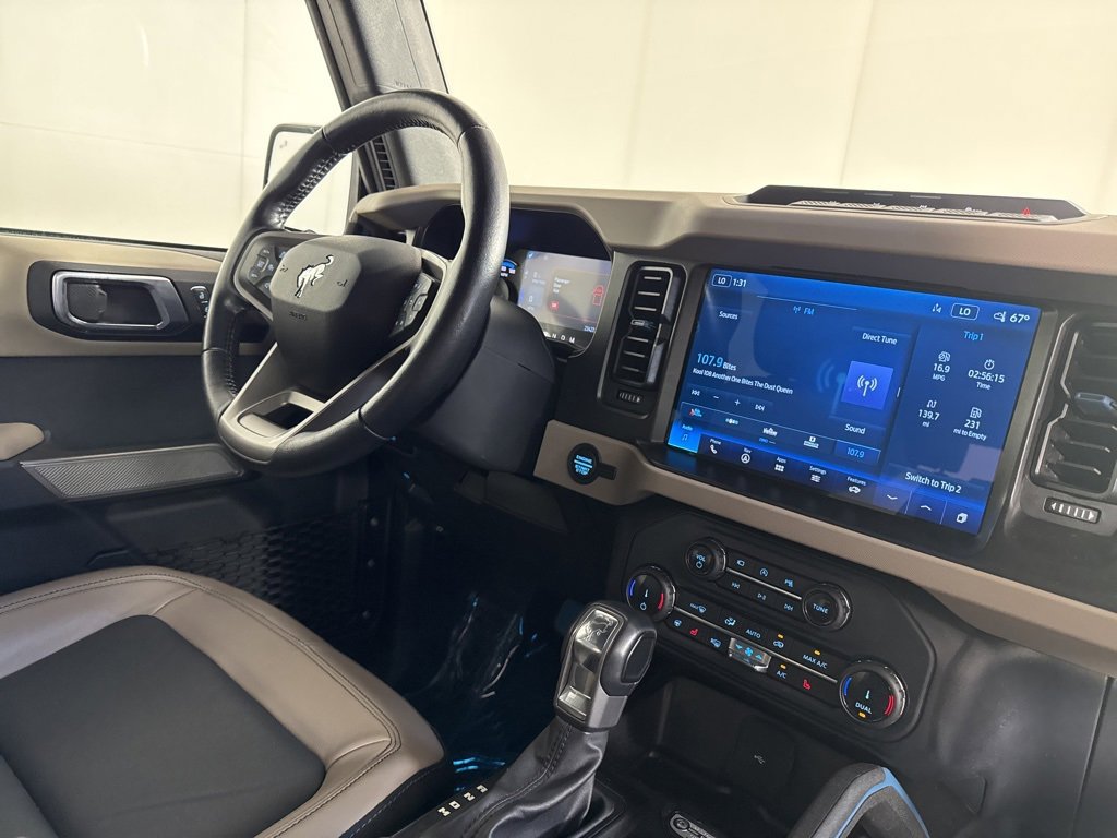 Used 2022 Ford Bronco Wildtrak image 9