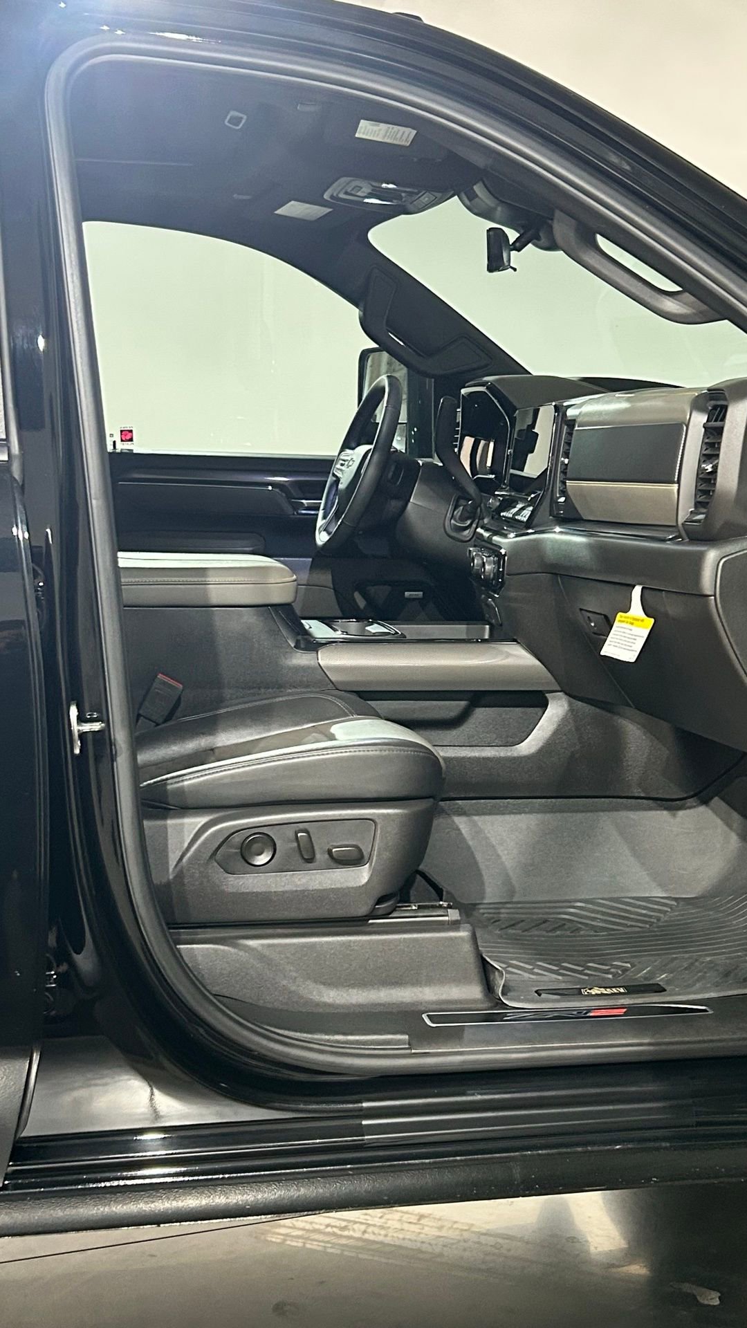 Used 2024 Chevrolet Silverado 2500 ZR2 w/ ZR2 Bison Edition AWD/4WD image 59