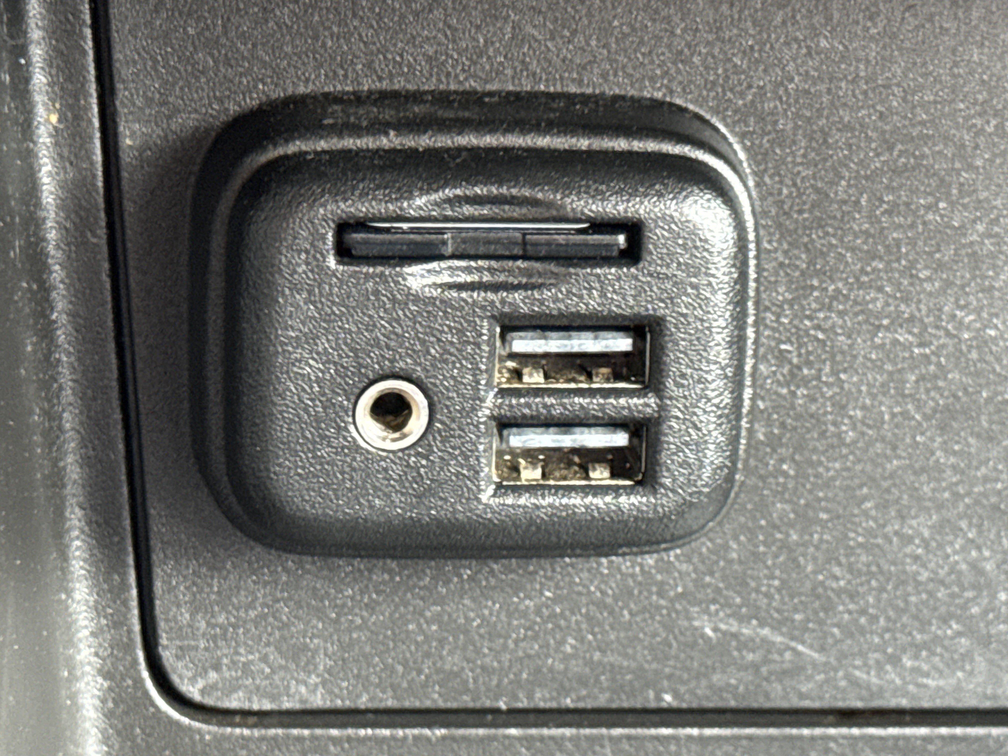 Used 2019 GMC Canyon All Terrain w/ Trailering Package image 25