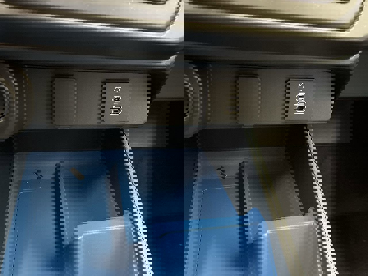 New 2025 Ford Maverick XLT w/ XLT Luxury Package image 22