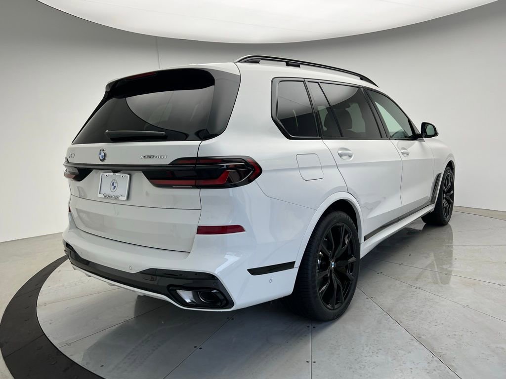 New 2026 BMW X7 xDrive40i w/ M Sport Package image 3