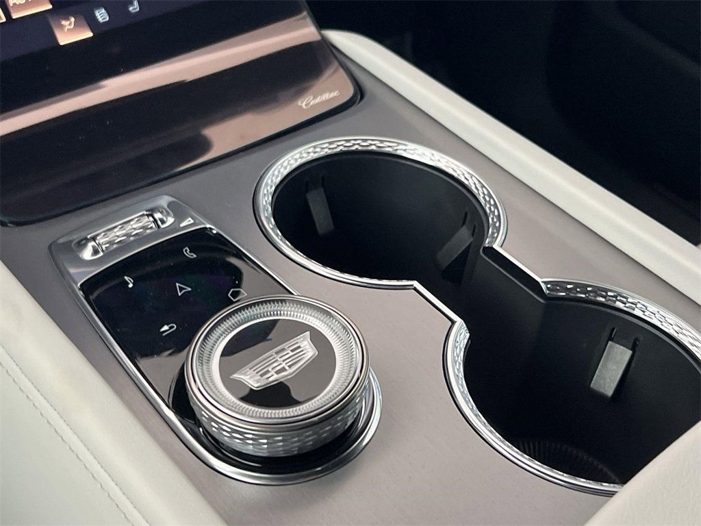 New 2026 Cadillac Vistiq Sport image 22