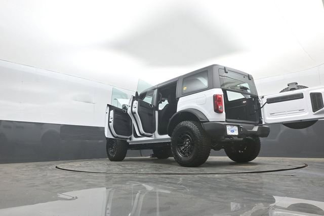 New 2026 Ford Bronco 4-Door image 38