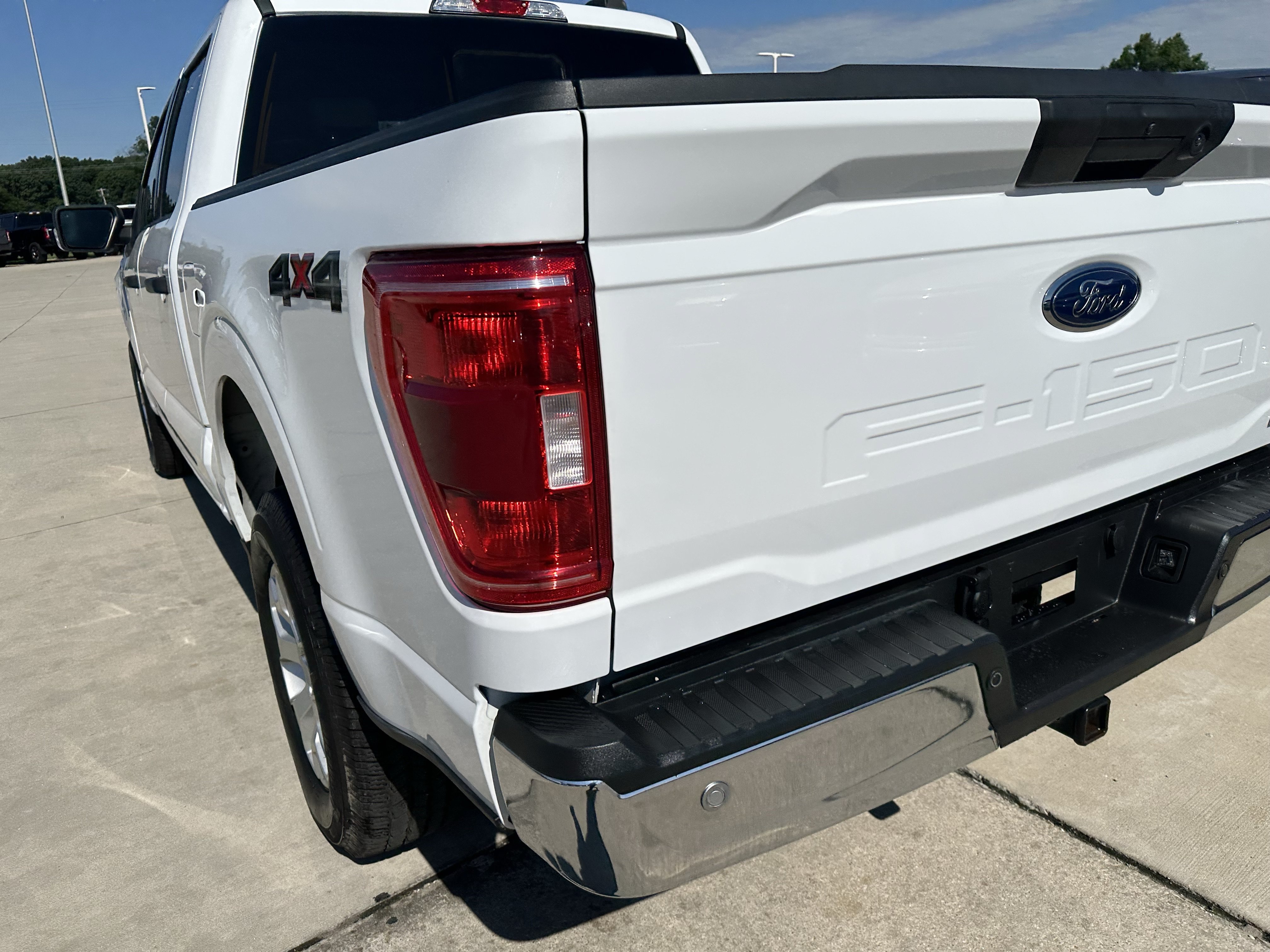 Used 2021 Ford F150 XLT w/ Equipment Group 301A Mid AWD/4WD image 8