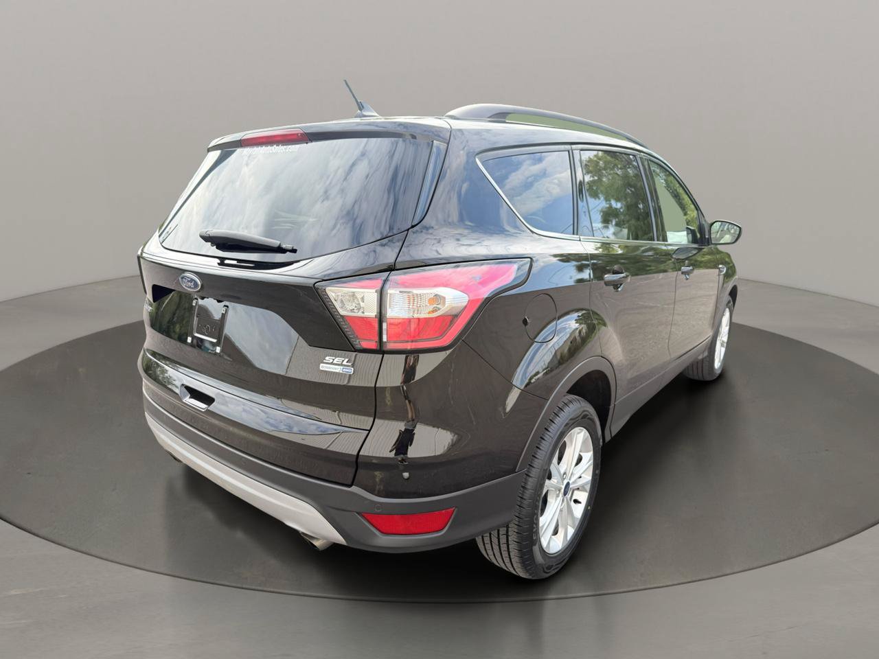 Used 2018 Ford Escape SEL AWD/4WD image 5
