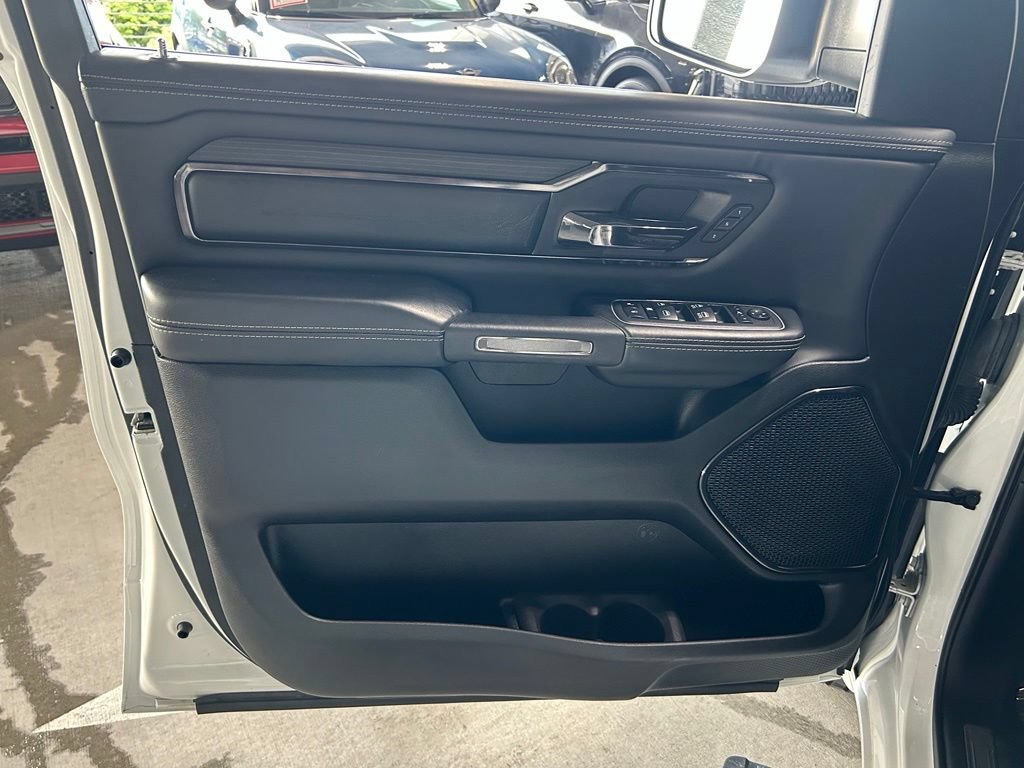 Used 2022 RAM 1500 Limited AWD/4WD image 15