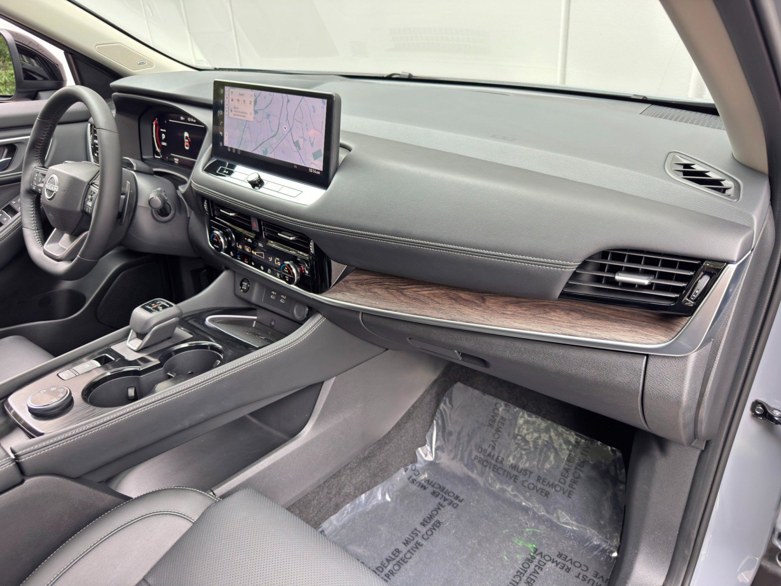 Used 2025 Nissan Rogue Platinum w/ Tech Package AWD/4WD image 14