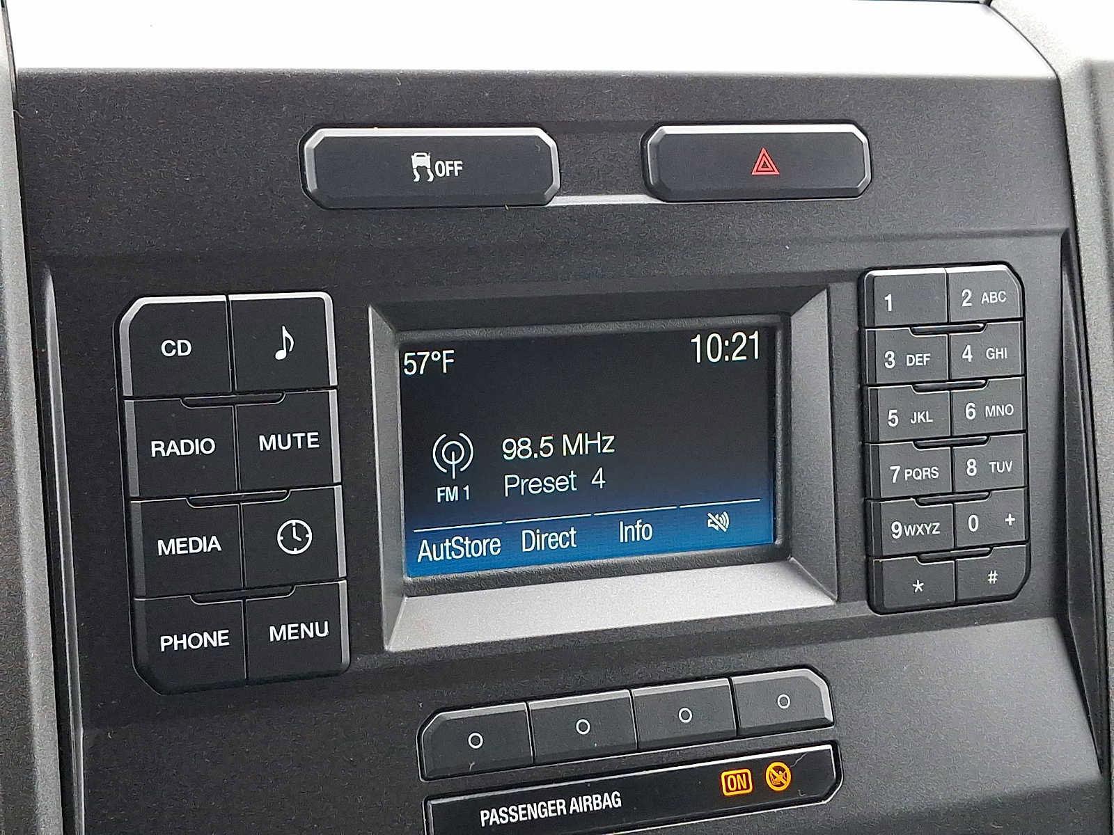 Used 2018 Ford F350 XL w/ Power Equipment Group AWD/4WD image 16
