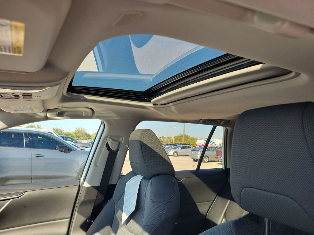 New 2025 Toyota RAV4 XLE image 30