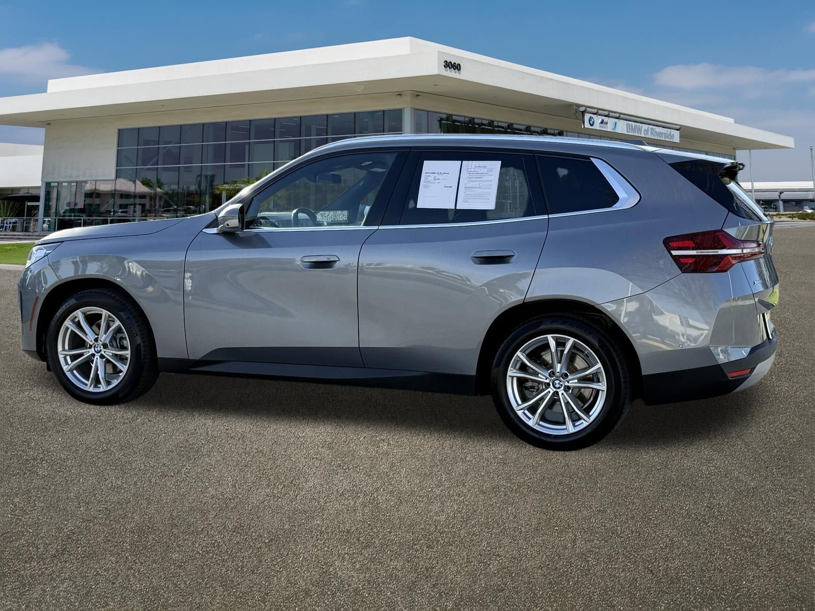 Used 2025 BMW X3 xDrive30i w/ Premium Package image 7