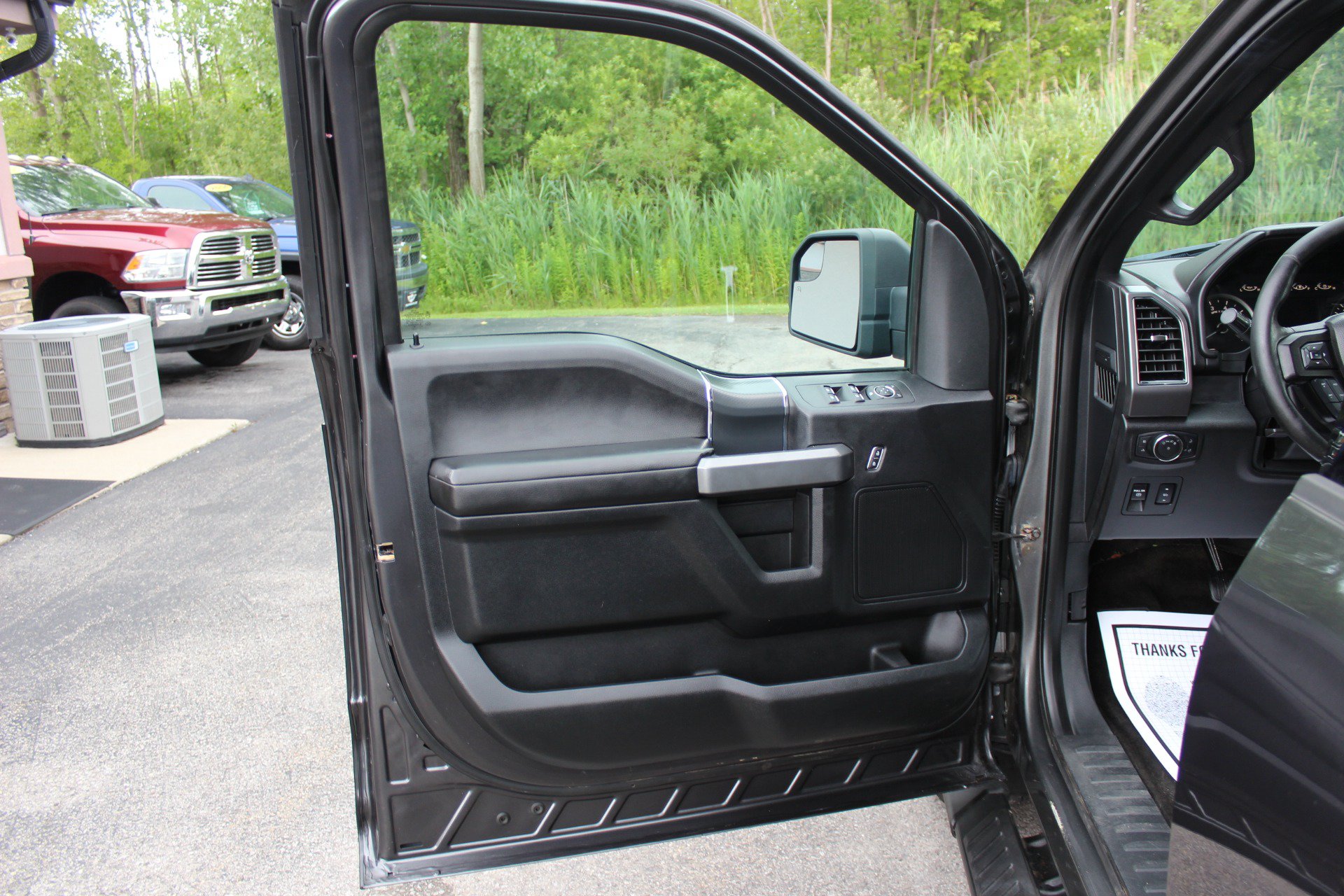 Used 2018 Ford F150 XLT w/ Equipment Group 302A Luxury AWD/4WD image 14