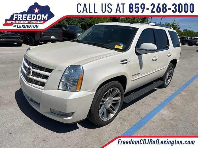 Used 2013 Cadillac Escalade Premium AWD/4WD image 1
