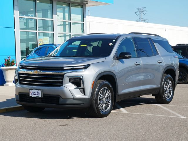 Used 2025 Chevrolet Traverse LT w/ Driver Confidence Package AWD/4WD video 2