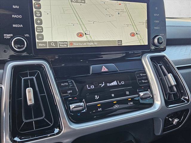 Used 2023 Kia Sorento SX AWD/4WD image 15
