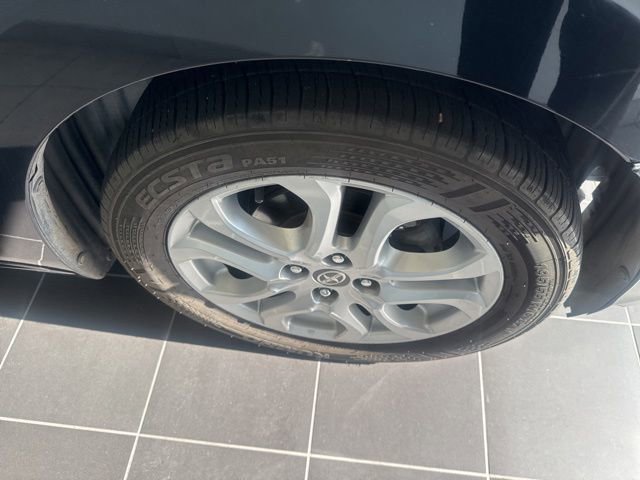 Used 2016 Scion iA FWD image 5