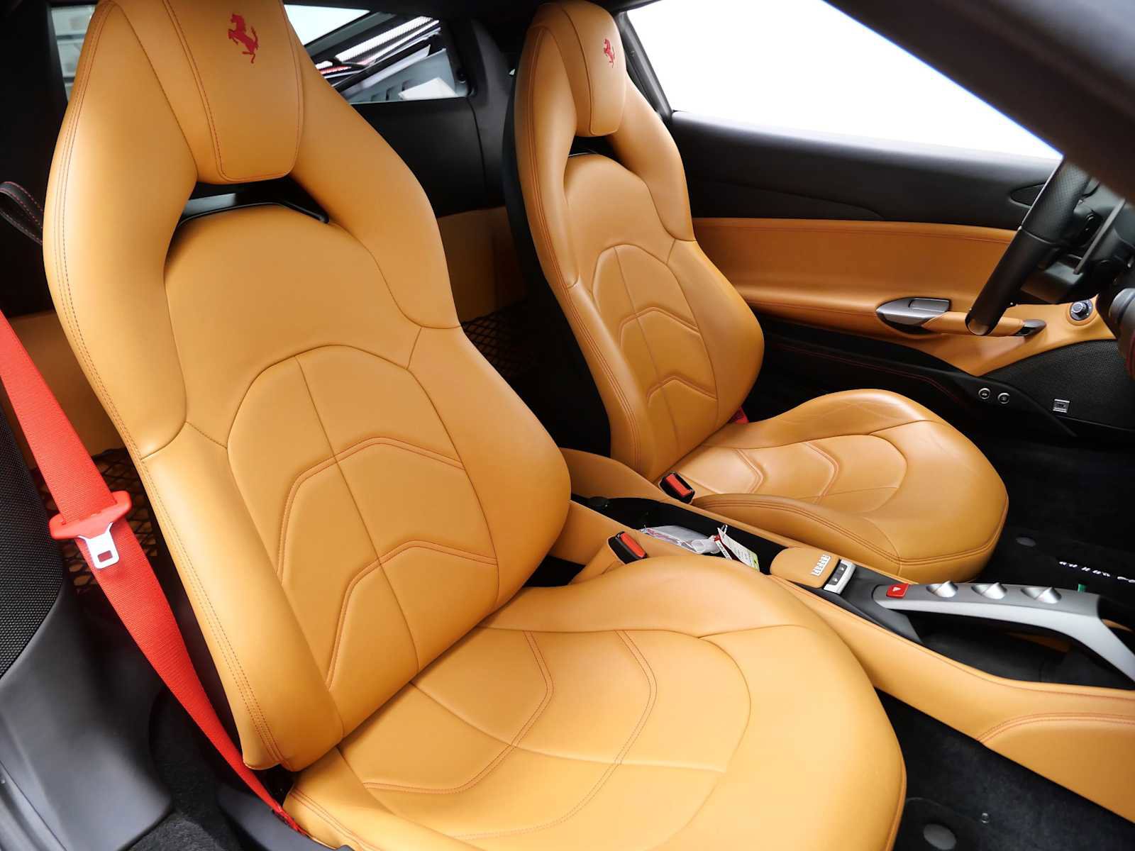 Certified 2018 Ferrari 488 GTB image 14