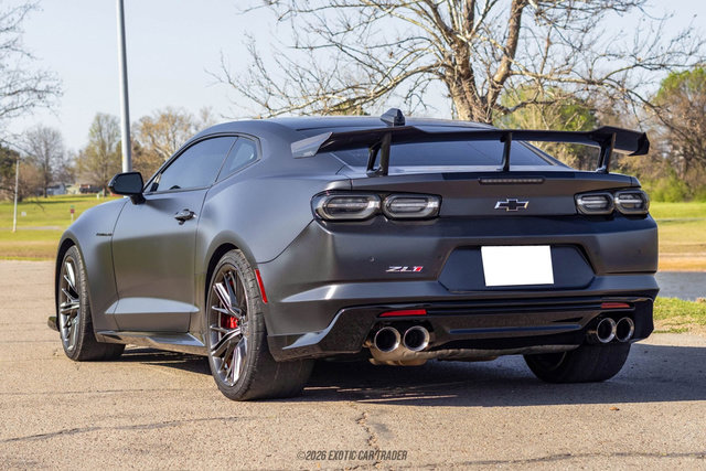 Used 2024 Chevrolet Camaro ZL1 RWD image 6