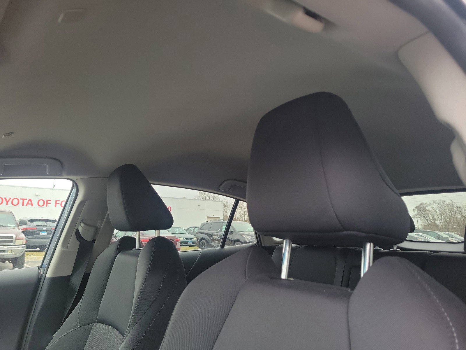 Used 2024 Toyota Venza LE AWD/4WD image 16