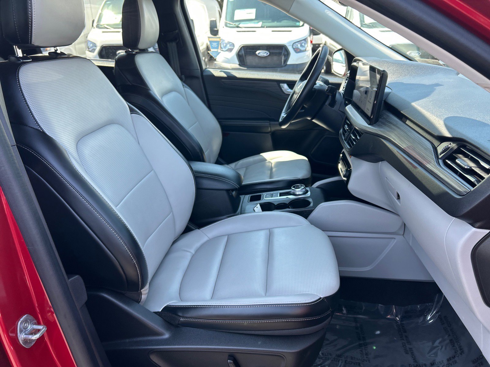 Certified 2023 Ford Escape Platinum AWD/4WD image 19