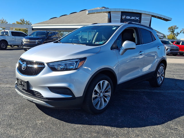 Used 2020 Buick Encore Preferred w/ Safety Package FWD image 3