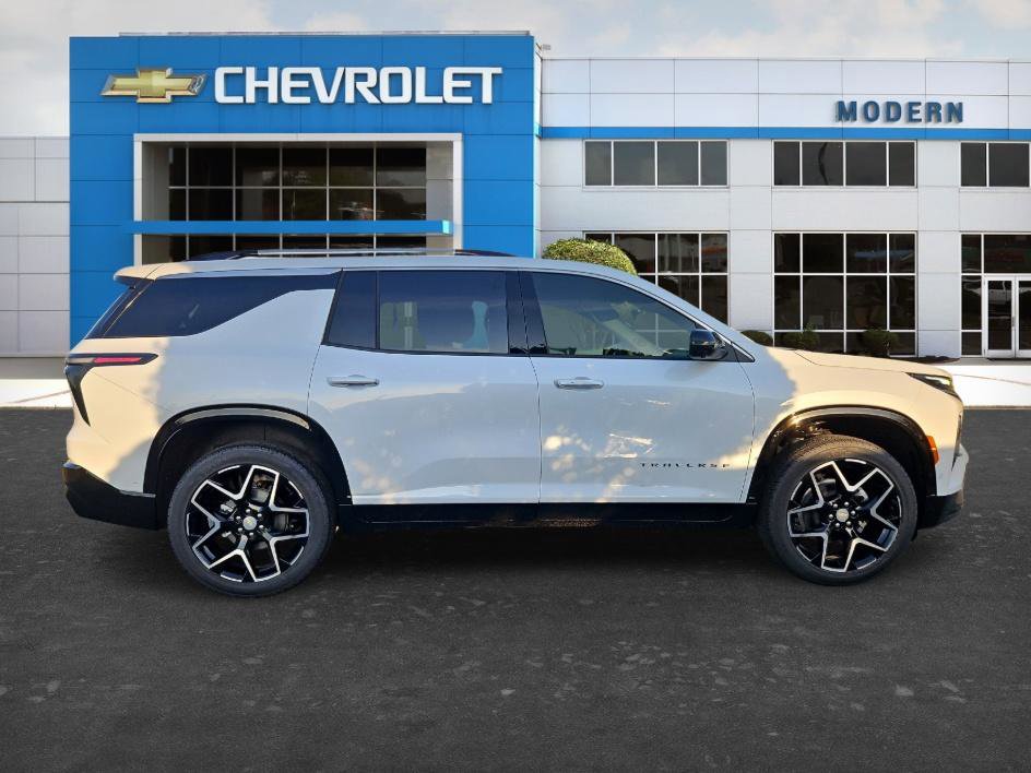 New 2026 Chevrolet Traverse High Country image 5