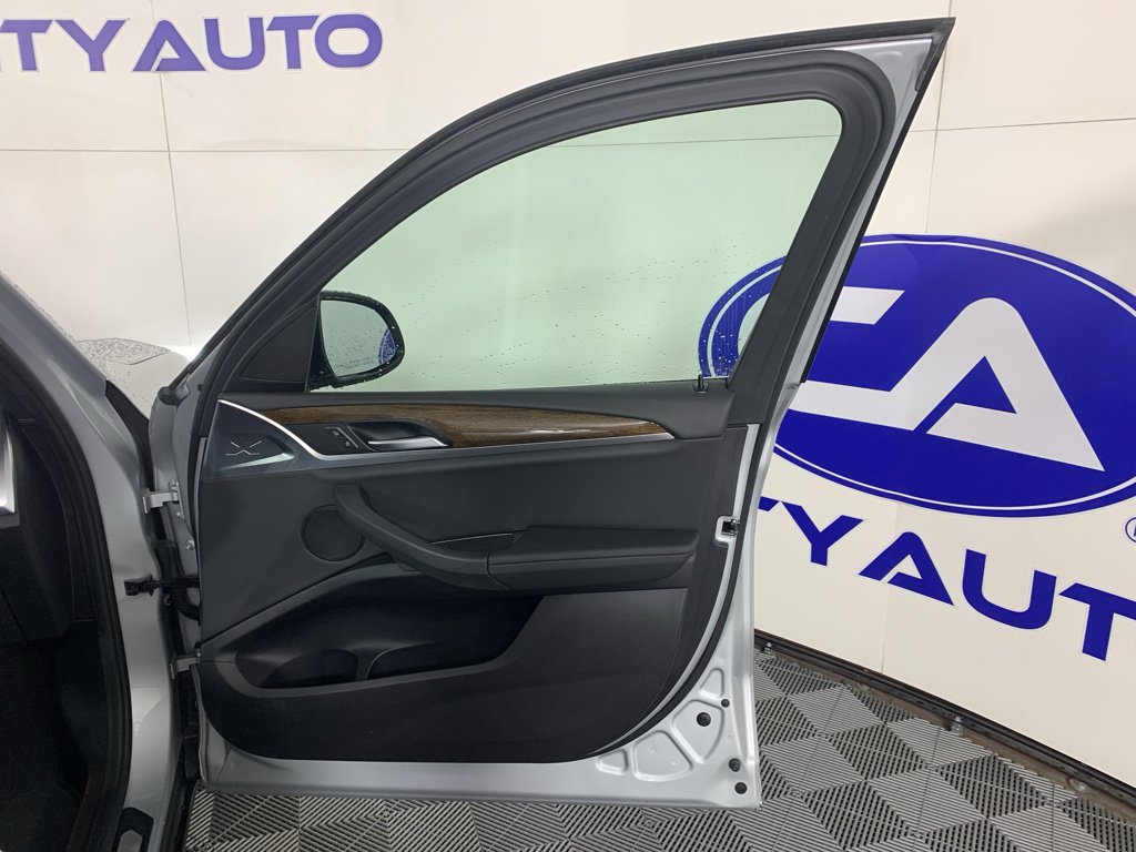 Used 2019 BMW X3 xDrive30i w/ Driving Assistance Package image 42