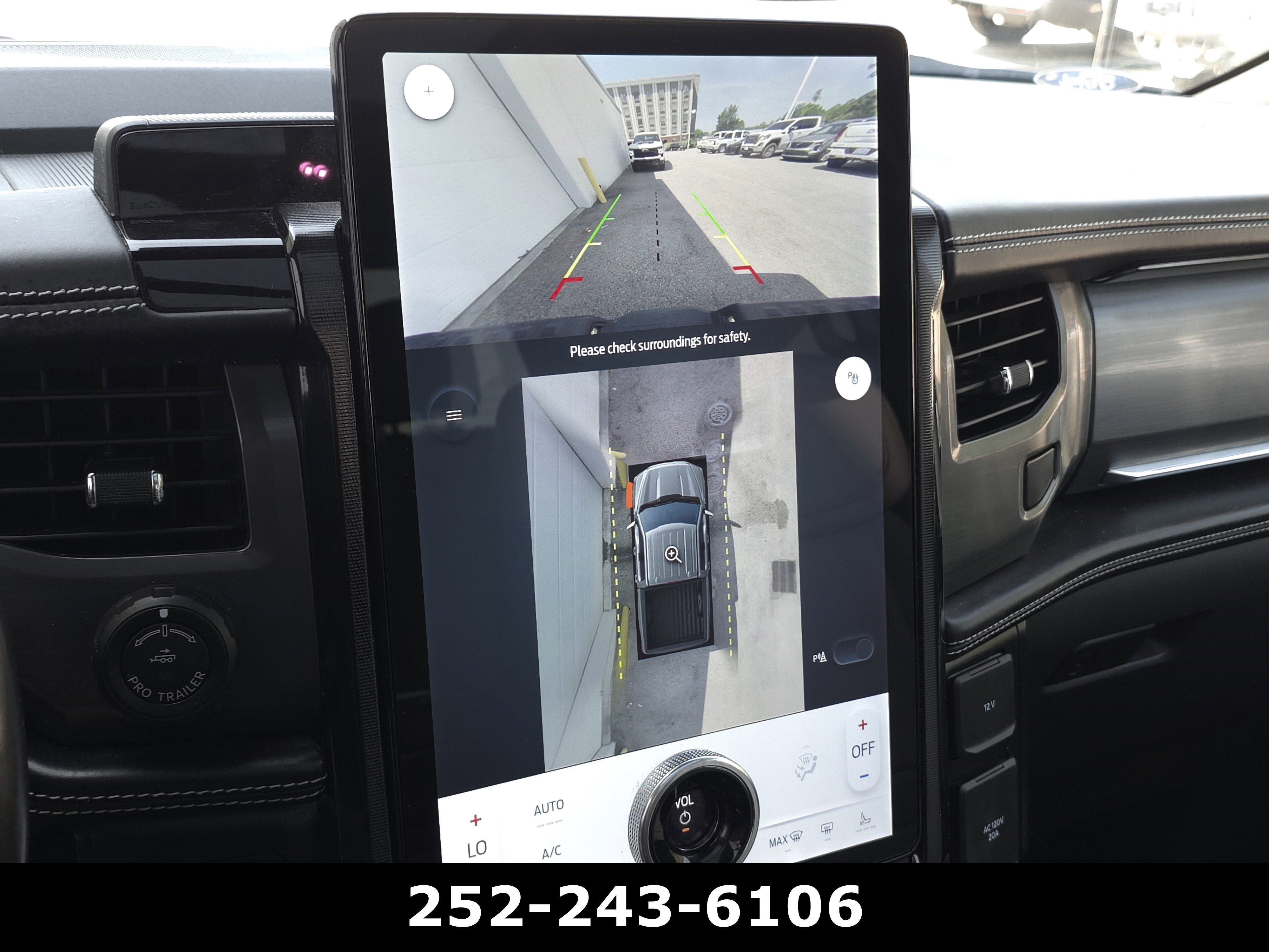 Used 2022 Ford F150 Lightning Platinum AWD/4WD image 21