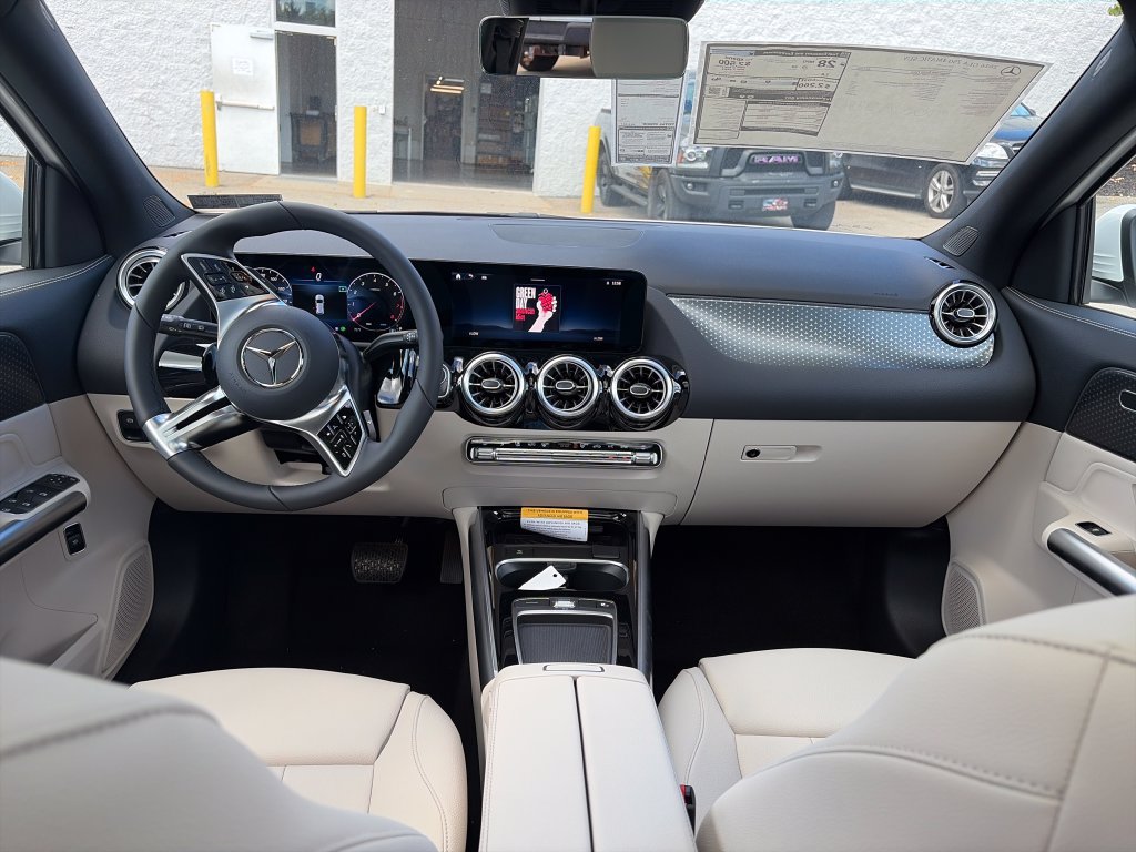 New 2026 Mercedes-Benz GLA 250 4MATIC image 12