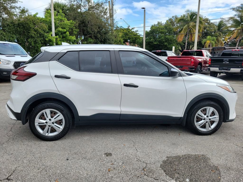 Certified 2021 Nissan Kicks S image 8