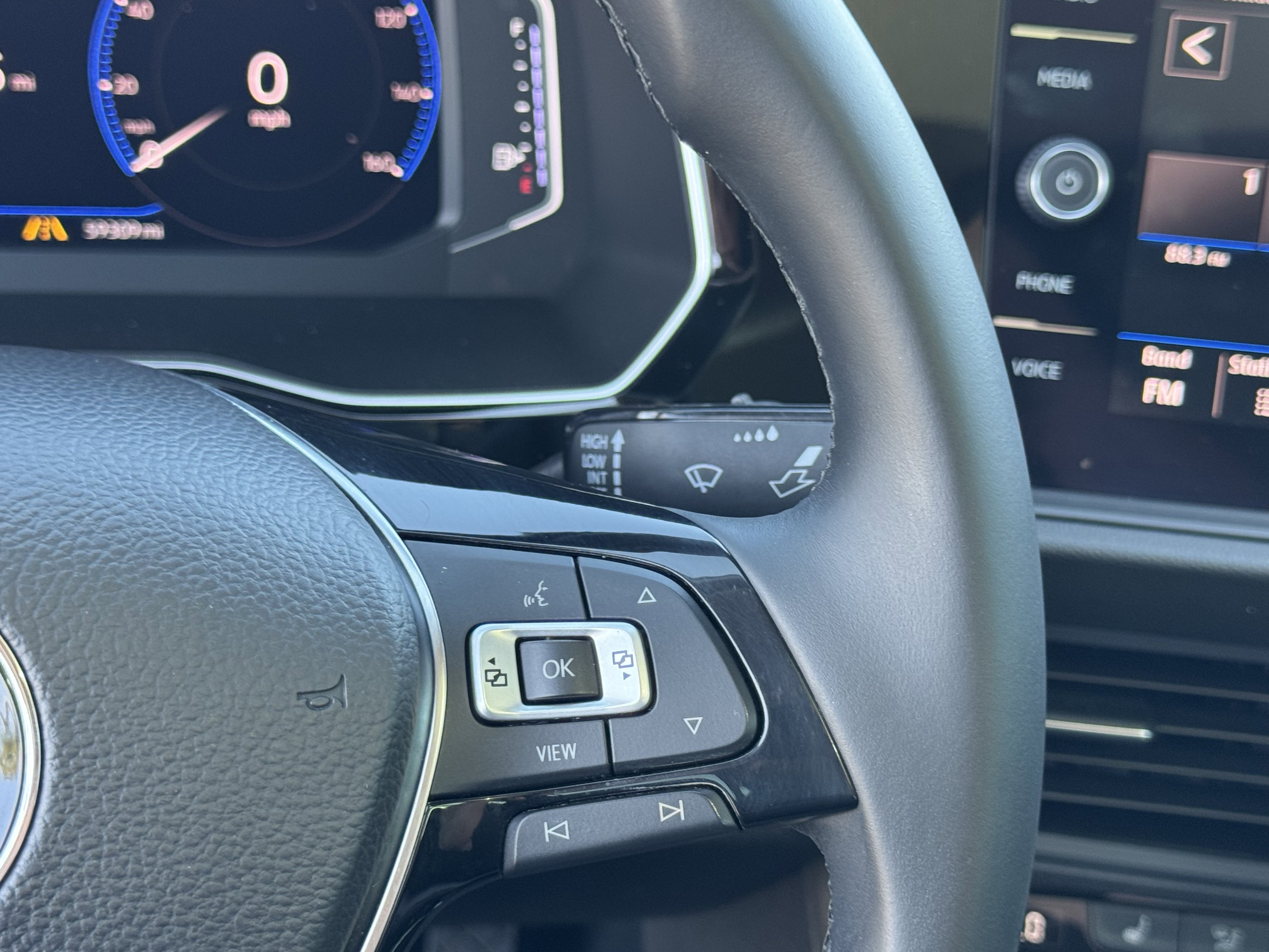 Used 2019 Volkswagen Jetta SEL FWD image 20