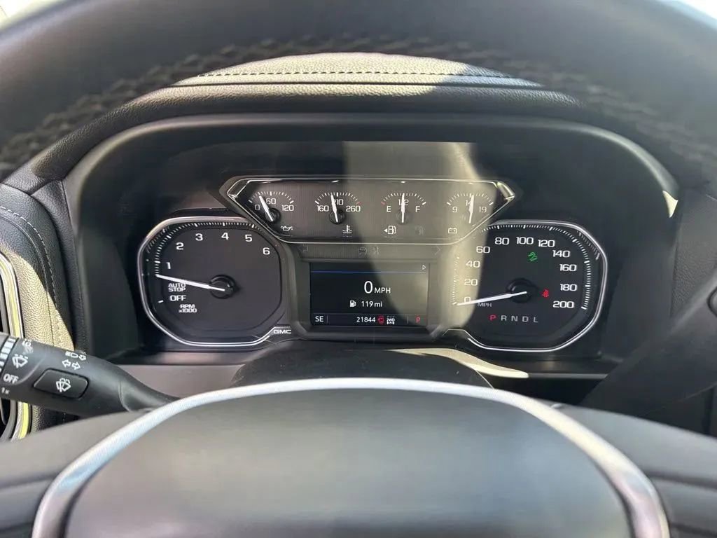 Used 2021 GMC Sierra 1500 Elevation w/ X31 Off-Road Package AWD/4WD image 13