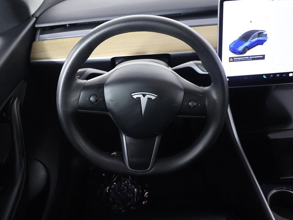 Used 2021 Tesla Model Y Long Range image 34