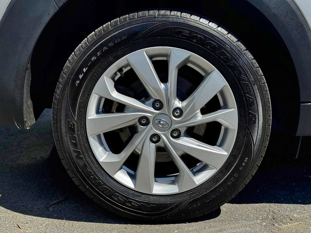Used 2021 Hyundai Tucson Value AWD/4WD image 89