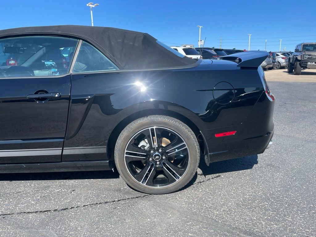 Used 2014 Ford Mustang GT Premium w/ Electronics Package image 33