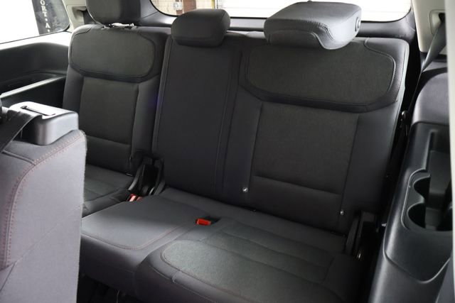 Used 2025 Ford Expedition Active image 19