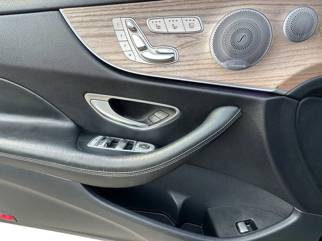 Used 2019 Mercedes-Benz E 450 4MATIC Cabriolet image 11