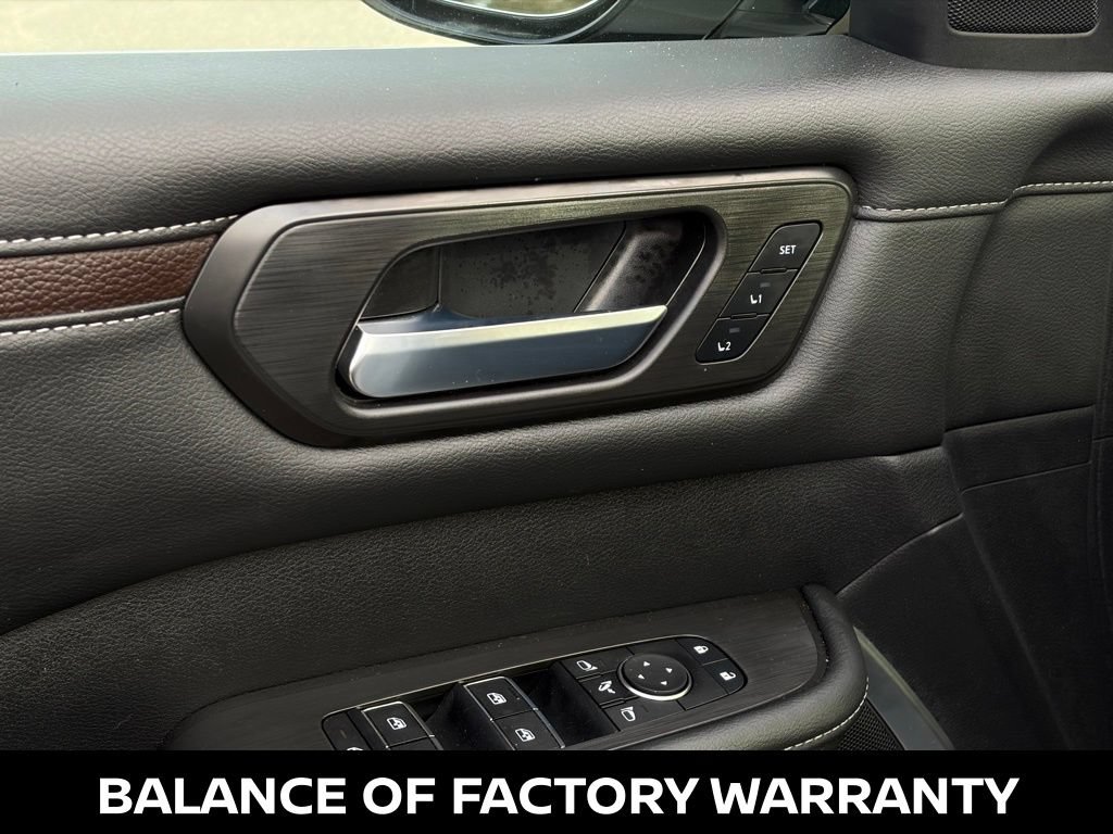 Certified 2025 Nissan Armada Platinum AWD/4WD image 16