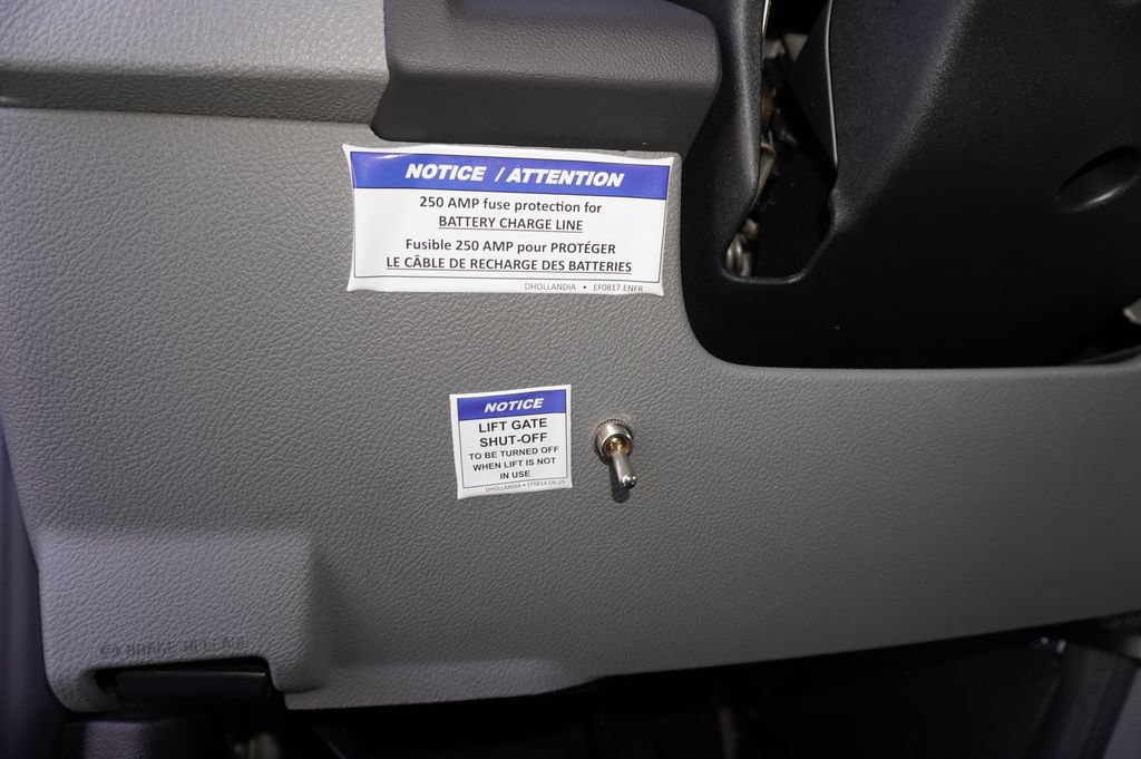 Used 2024 Ford E-450 and Econoline 450 Super Duty w/ Power Windows & Locks Group RWD image 11