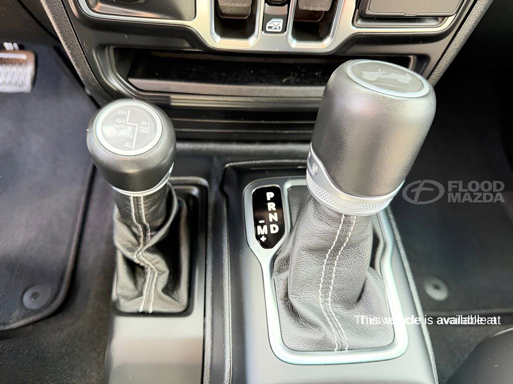 Used 2021 Jeep Wrangler Unlimited Sahara w/ Safety Group image 17