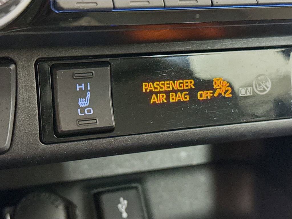 Certified 2020 Toyota RAV4 XLE Premium image 19