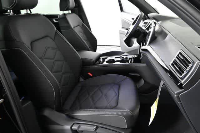 New 2026 Volkswagen Atlas Cross Sport SE FWD image 21