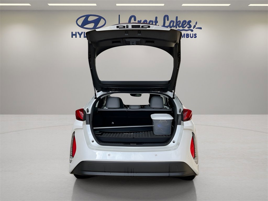 Used 2022 Toyota Prius Prime Limited image 11